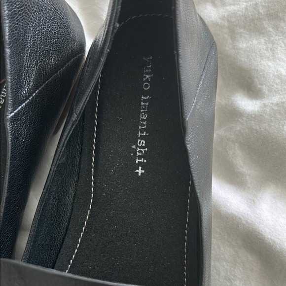 Black Leather Yuko imanishi ( Japanese designer) Loafers with Gold Accent. 38 EU - Picture 2 of 3